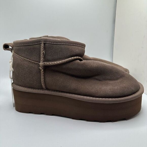 CUSHIONAIRE Shoes - CUSHIONAIRE Women's Genuine Suede pull platform boot +Memory Foam 8 TAUPE